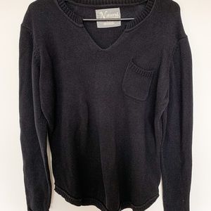 Light weight navy sweater with pocket